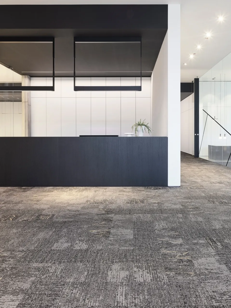 Купить Ковровая плитка IVC Group Imperfection Grit Echo 969 33 кл. от поставщика Консалт Паркет, детальное фото