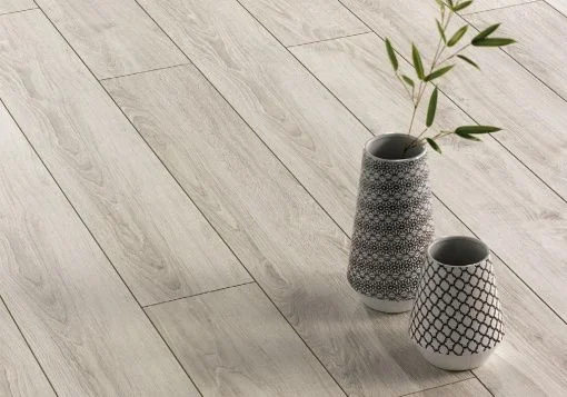 Ламинат Альсафлор Солид Медиум Дуб Полярный 627 (Alsafloor Solid Medium) 33 кл. от поставщика Консалт Паркет, детальное фото