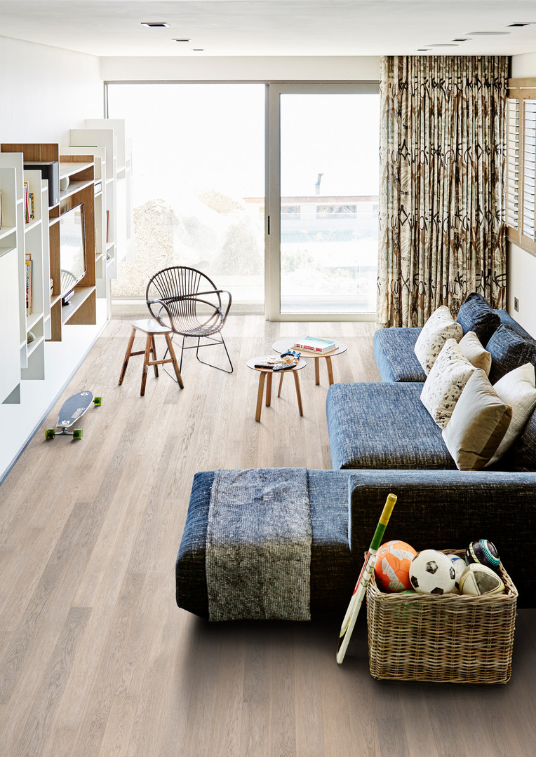 Купить Паркетная доска Karelia Light Oak Story 138 Frostbite  кл. от поставщика Консалт Паркет, детальное фото