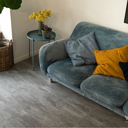 Кварц-винил (ПВХ плитка) LVT Vinilam Ceramo Glue Stone XXL 2,5 мм 71614 Цемент Светлый Клеевой