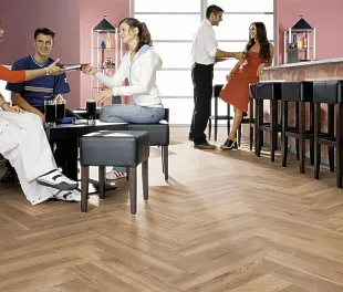 Ламинат Свисс Кроно Текс Ёлочка Тревисо Дуб D 4764 (Swiss Krono Tex Herringbone Treviso Oak) — фото 4