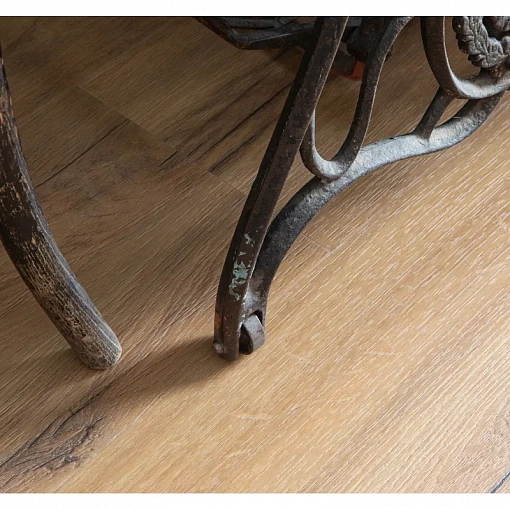 Кварц-винил (ПВХ плитка) Vinilam Glue Luxury LVT 2.5 мм 33037 Дуб Кадис