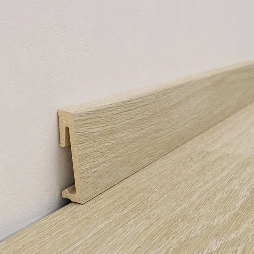 Плинтус Salag Alpha Unique Oak AP6136