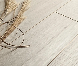 Ламинат Кайндл Натуральное тиснение Премиум Планка Хикори Фресно (Kaindl Natural Touch Premium Plank)