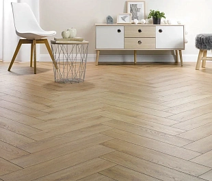 Ламинат Хомфлор Ёлочка 12 BR Пралине / Каджун Дуб (Homflor Herringbone Praline Cajun Oak)