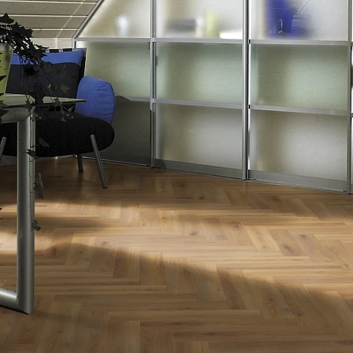 Ламинат Свисс Кроно Текс Ёлочка Писа Дуб D 3861 (Swiss Krono Tex Herringbone Pisa Oak)